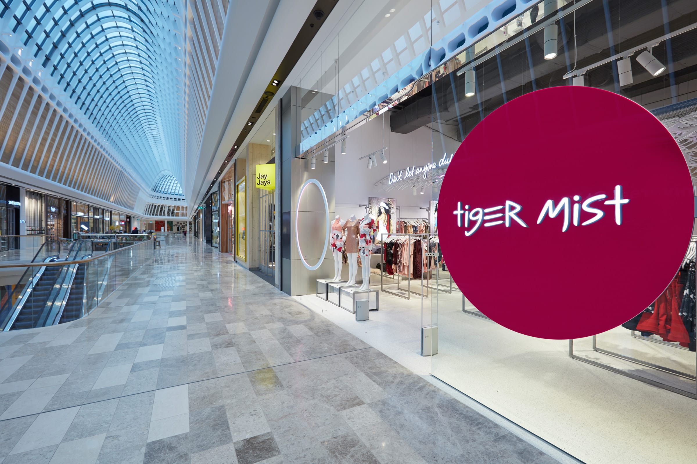 33 Stores Like Urban Outfitters To Spice Up Your Wardrobe - Soocial