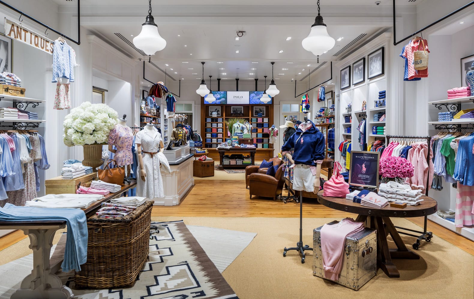 Ralph Lauren Expands to Canada with First Luxury Store Opening